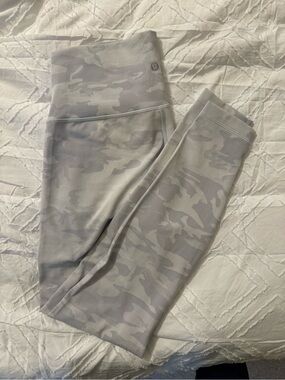 lululemon athletica Girls' Light Gray Camo Leggings